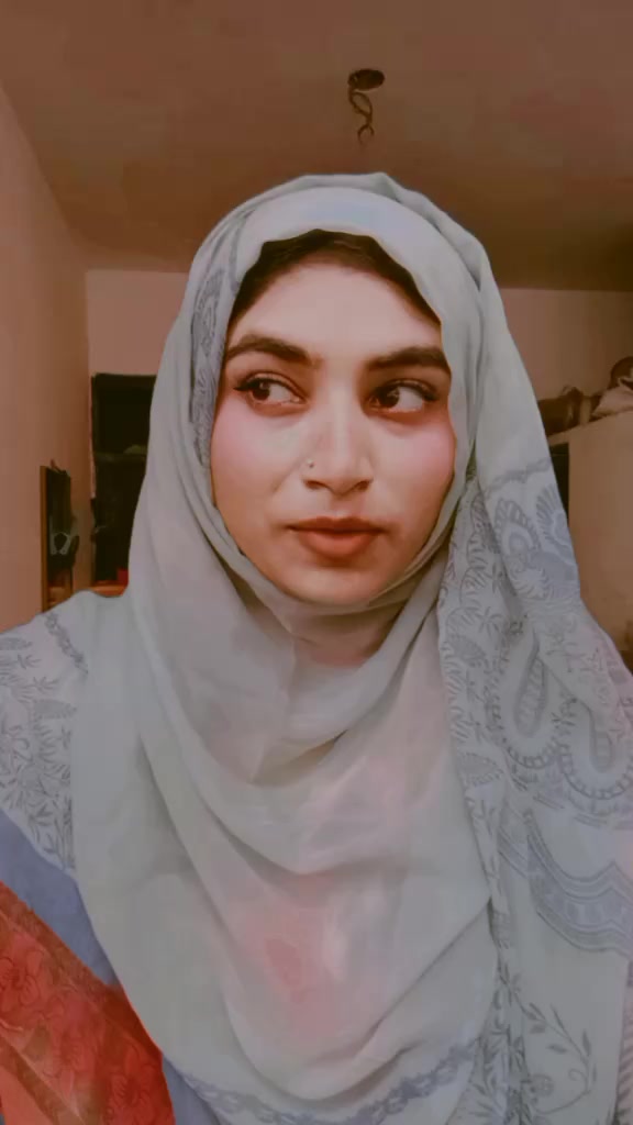 @ZARISH.AR.GILL🕊️