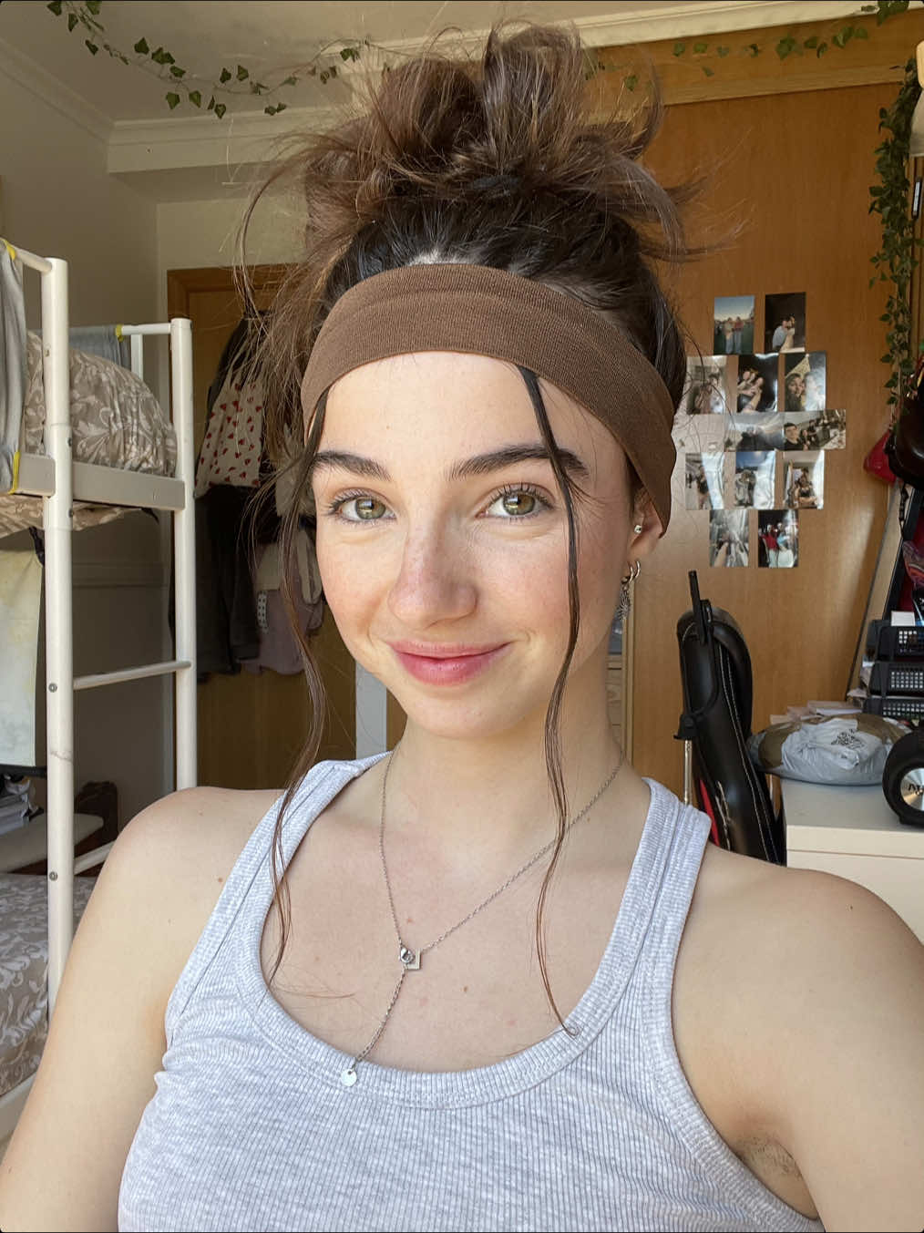 @clausahiss