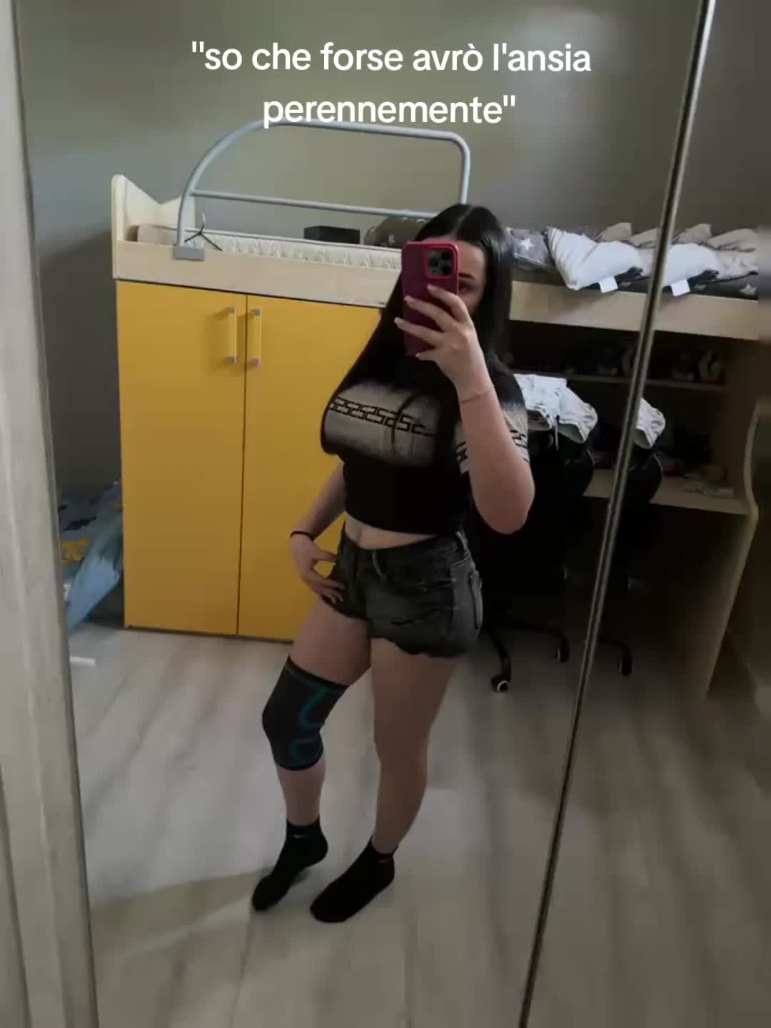 @Denisee