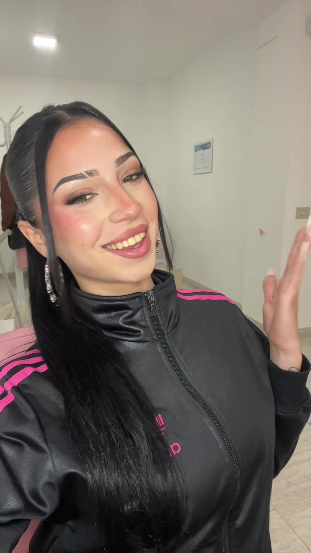 @𝑚 𝑒 𝑟 𝑦🦂