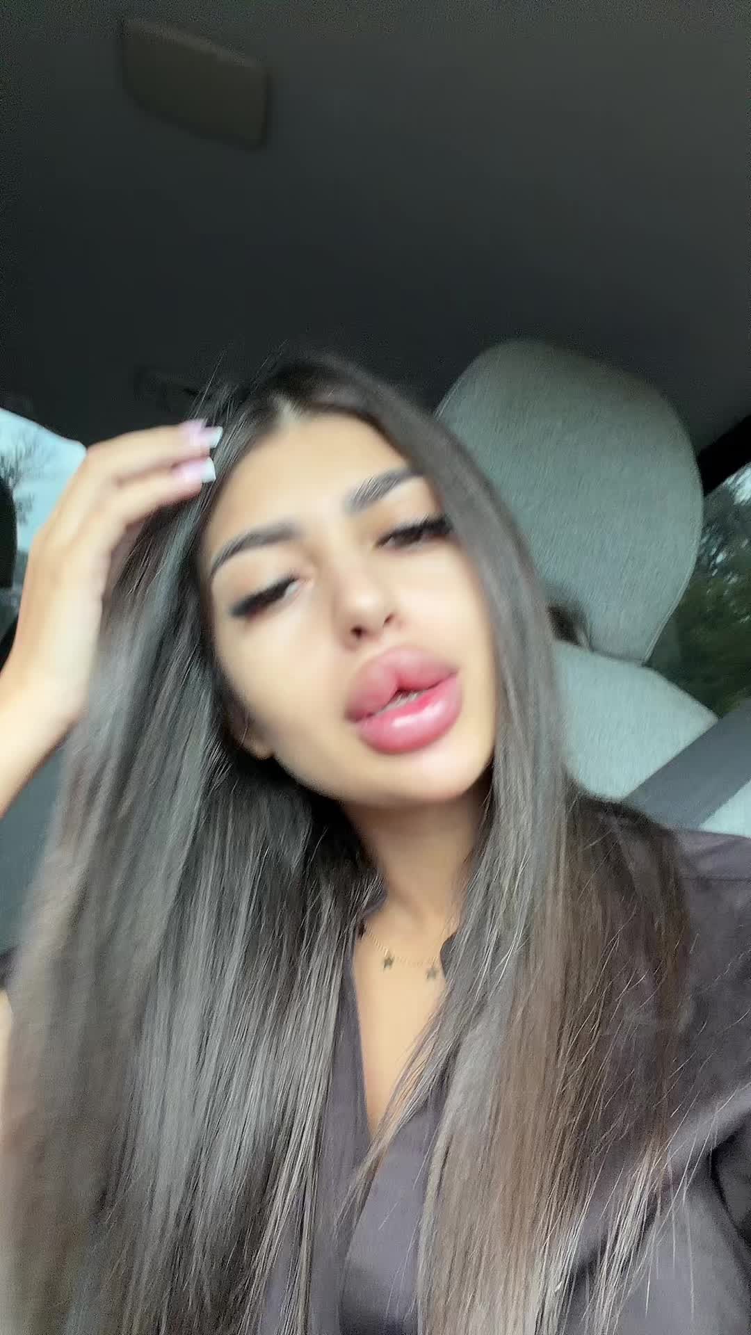 @giuliavanez