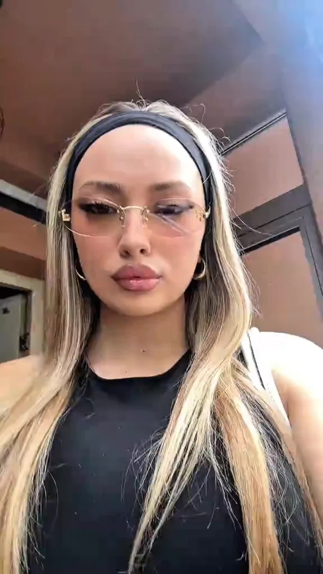 @Victoria🌸