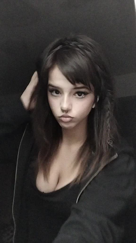 @Riri ๐ซ