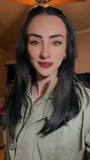 @Yasmine Lee ๐