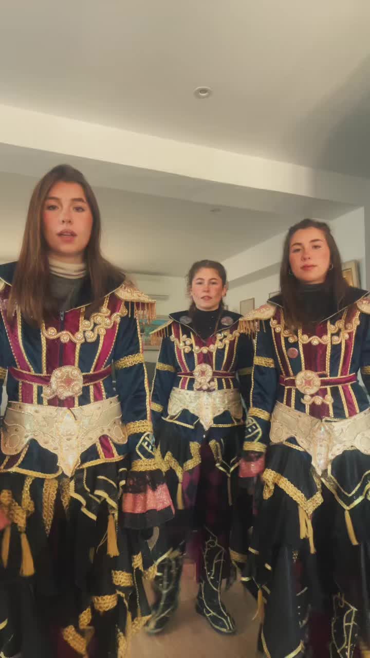 @raqueelrojasb