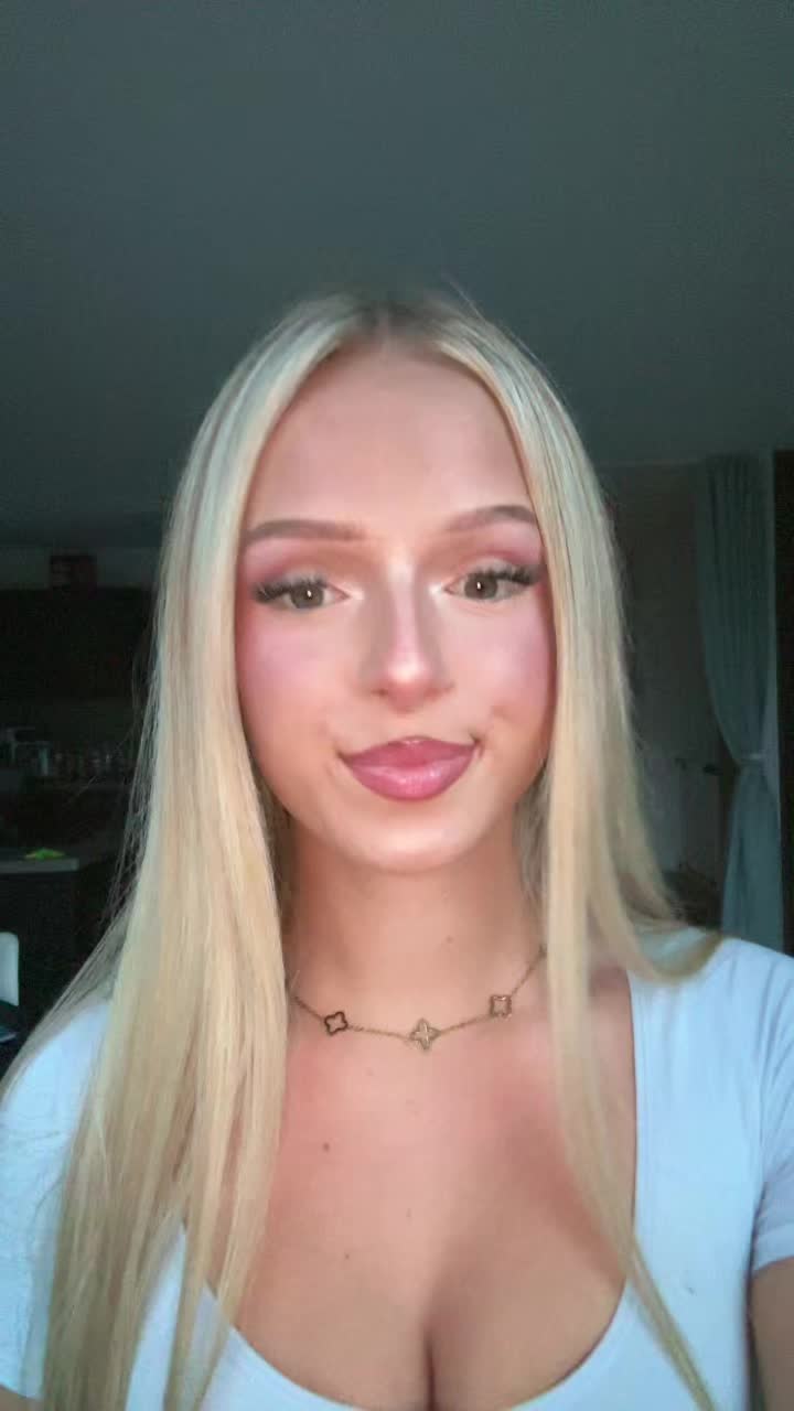 @𝐙𝐨𝐞𝐲