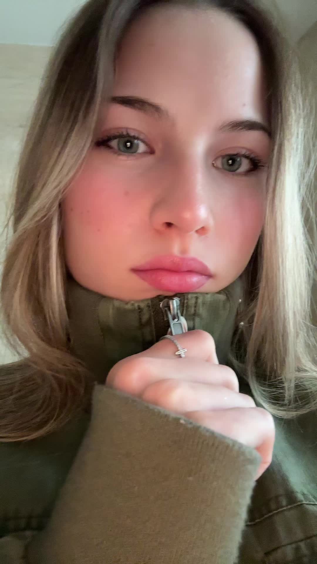 @ellaz.spam35