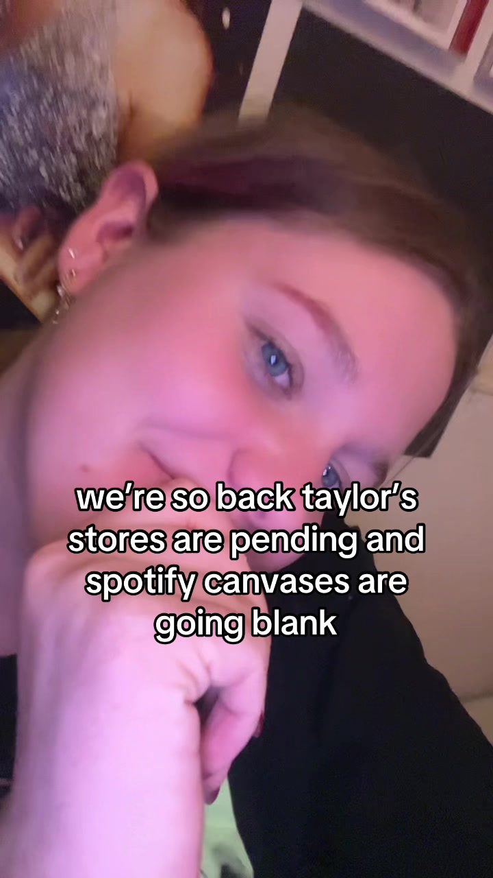 @𝒶𝓂𝑒𝓁𝒾𝒶⸆⸉𝜗𝜚