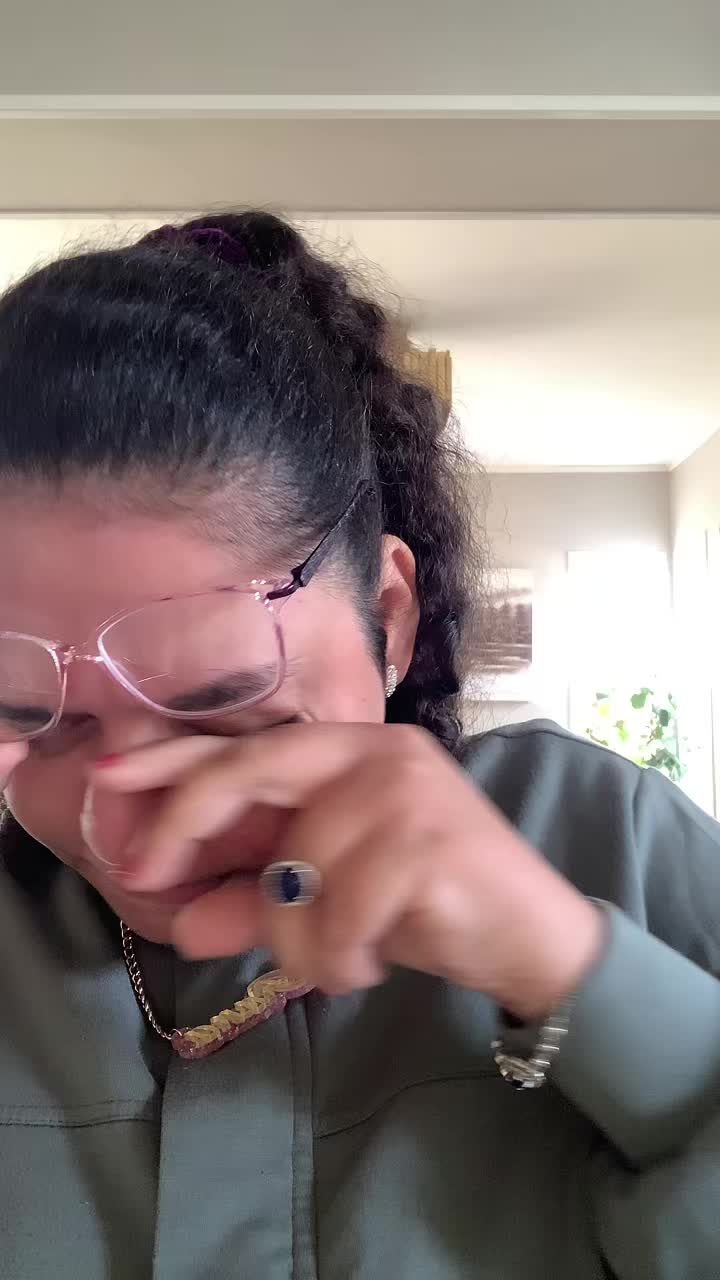 @QueenRana