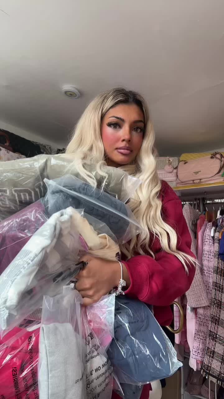 @FRANKIELOUISE FLH🦋👑