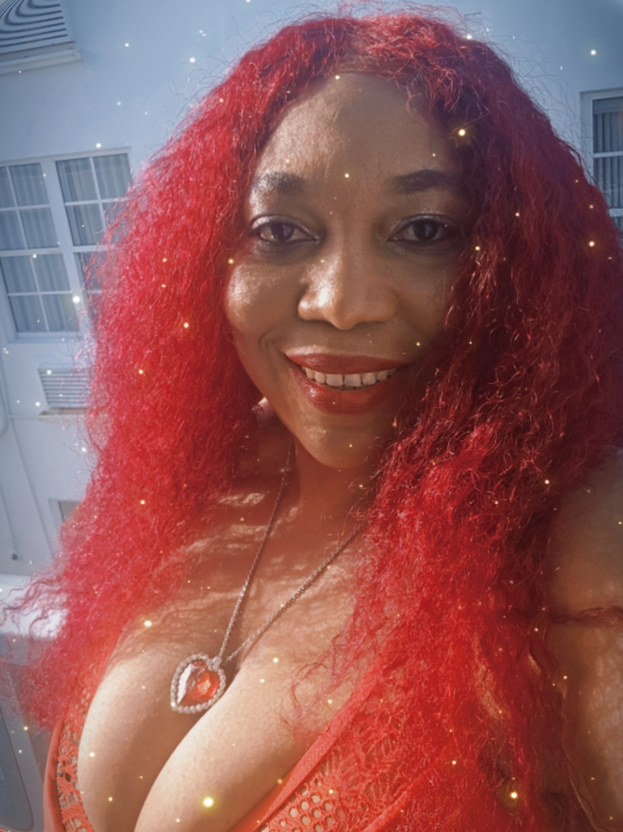 @curvyyemmy
