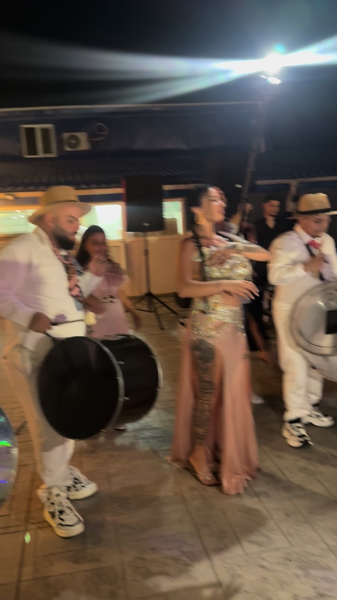 @veronicazuzuuu