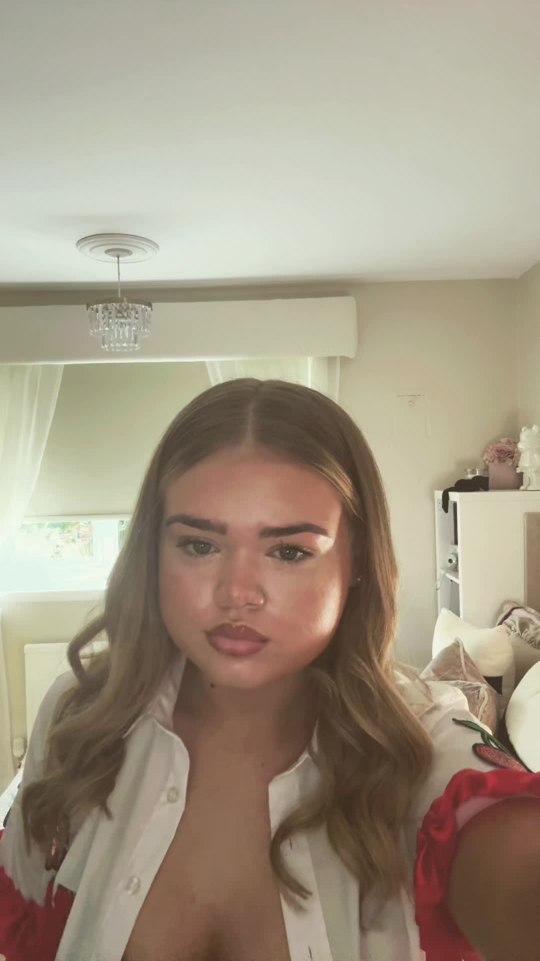 @loismb1