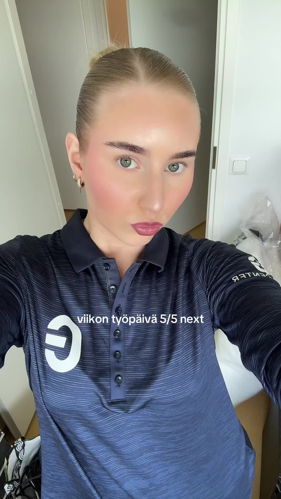 @elsajeejee