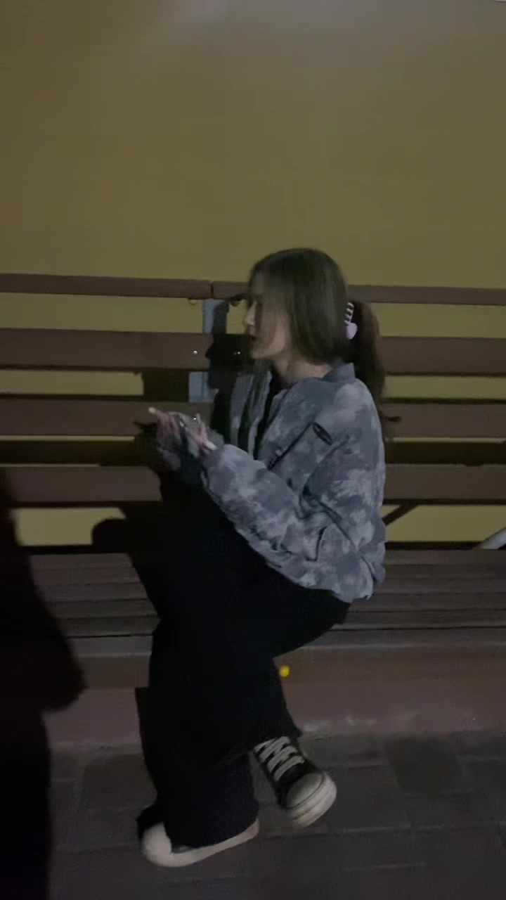 @anisya