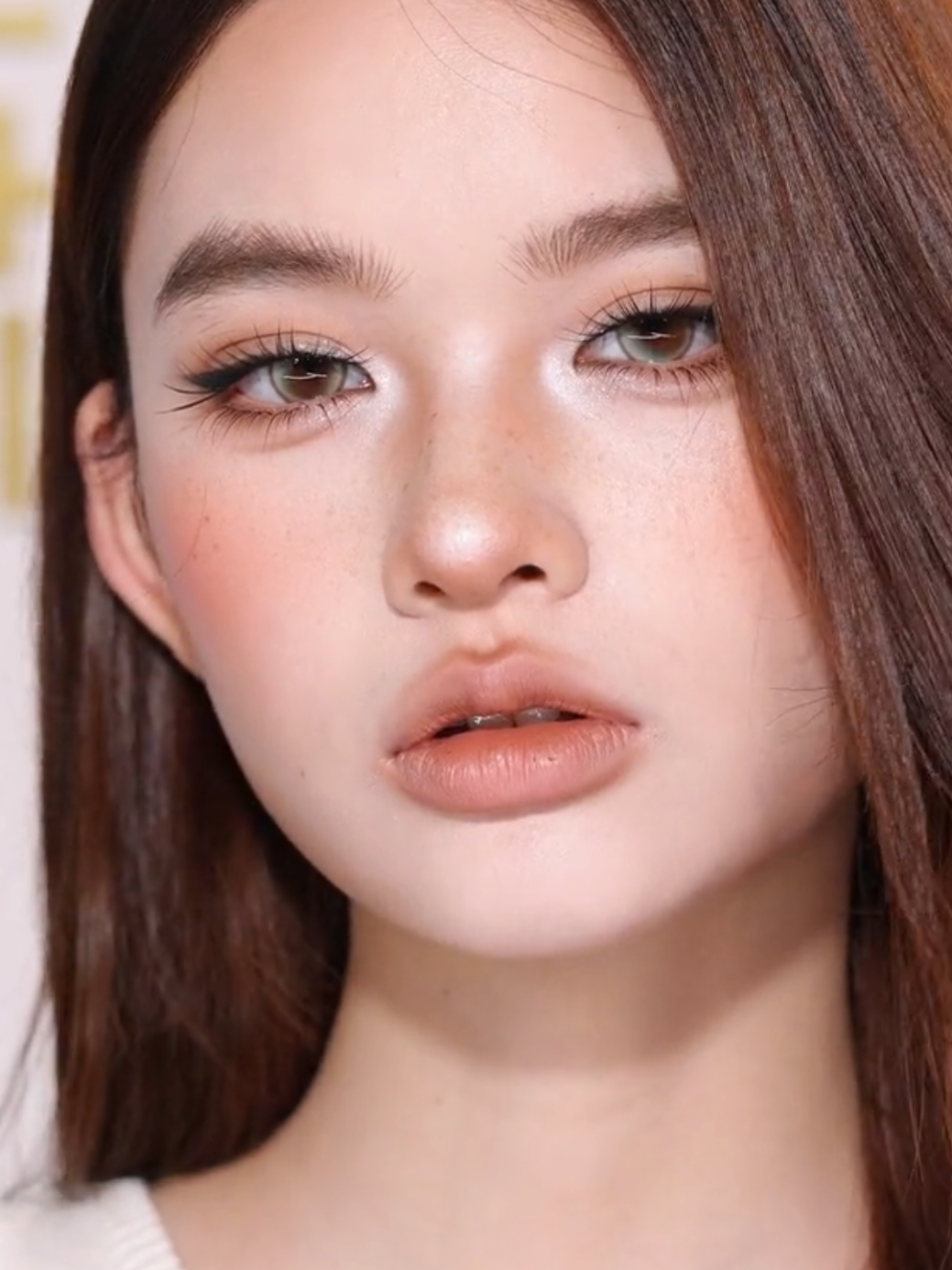 @Zara 💄 Hair & Makeup 𝐔𝐊🇬🇧