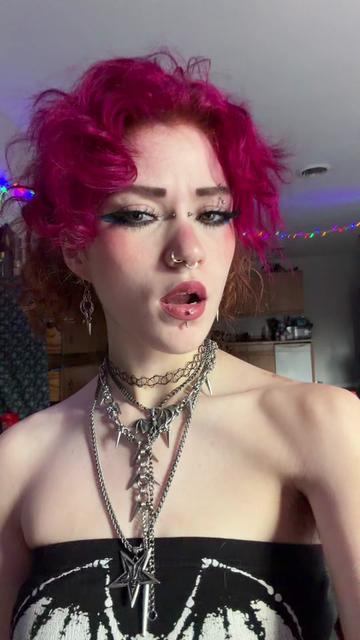 @evrythnginitsrightplce