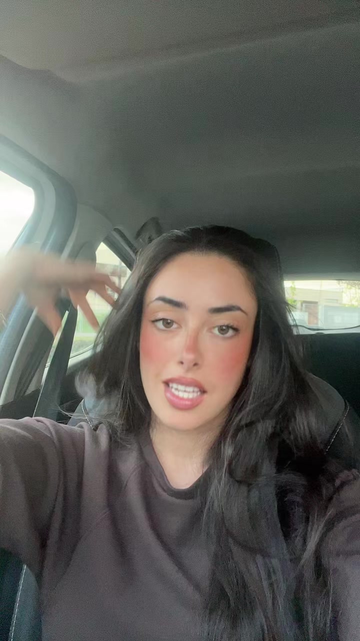 @mariaadelgg