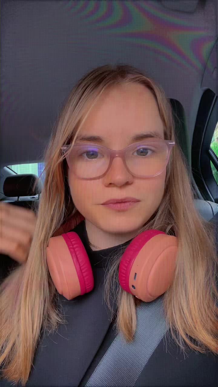 @Yaanaa_09