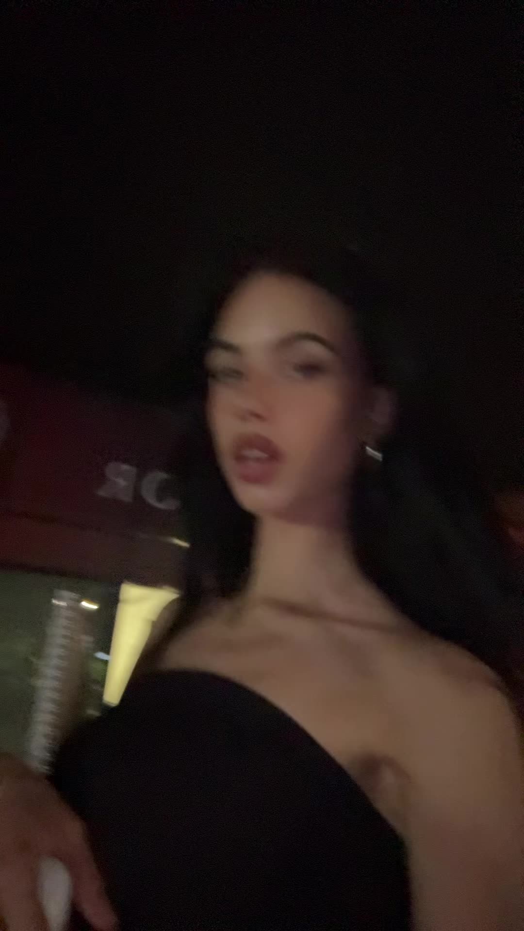 @Victoria ✨