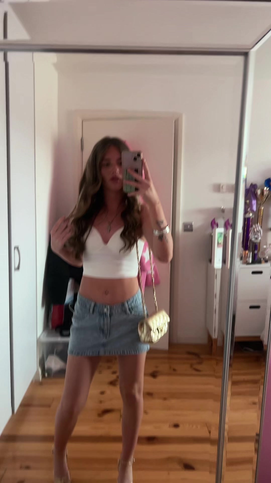 @hollyjenningsxx