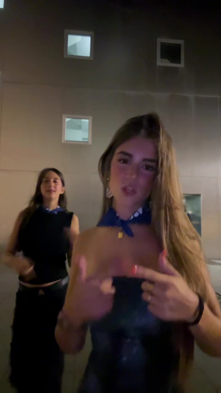 @norazoaz?