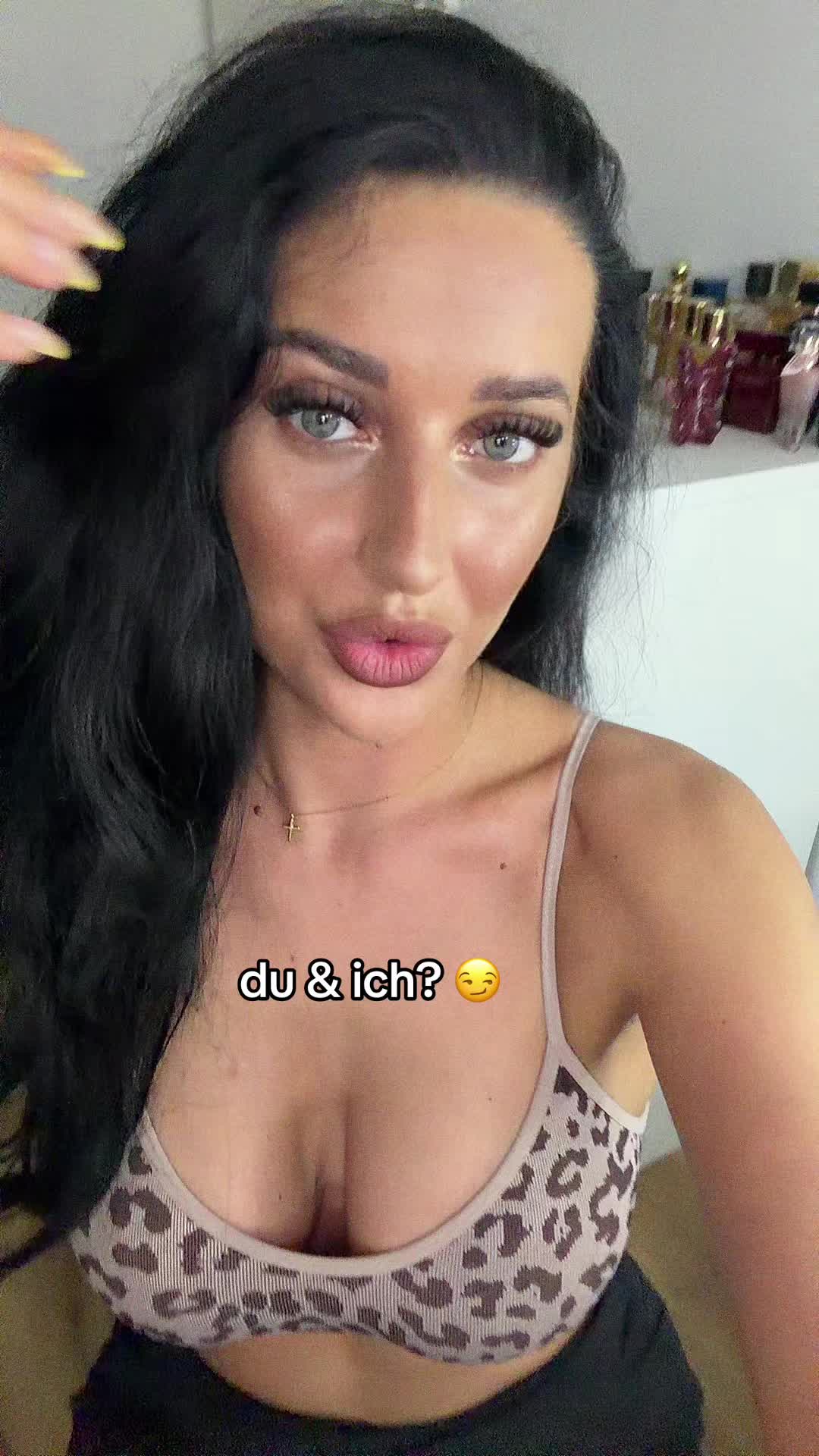 @Angie💸
