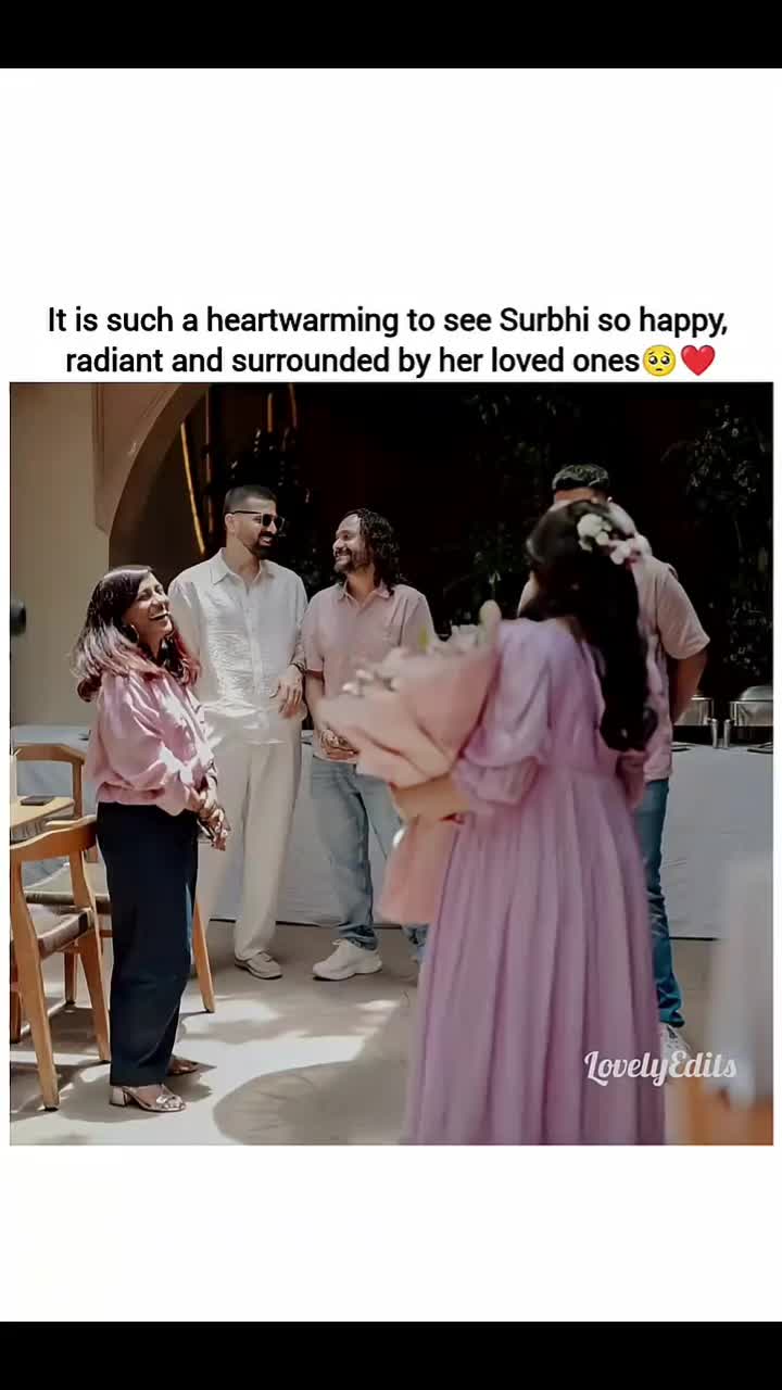 @@𝑩𝒐𝒍𝒍𝒚𝒘𝒐𝒐𝒅𝑬𝒓𝒂✨❤️