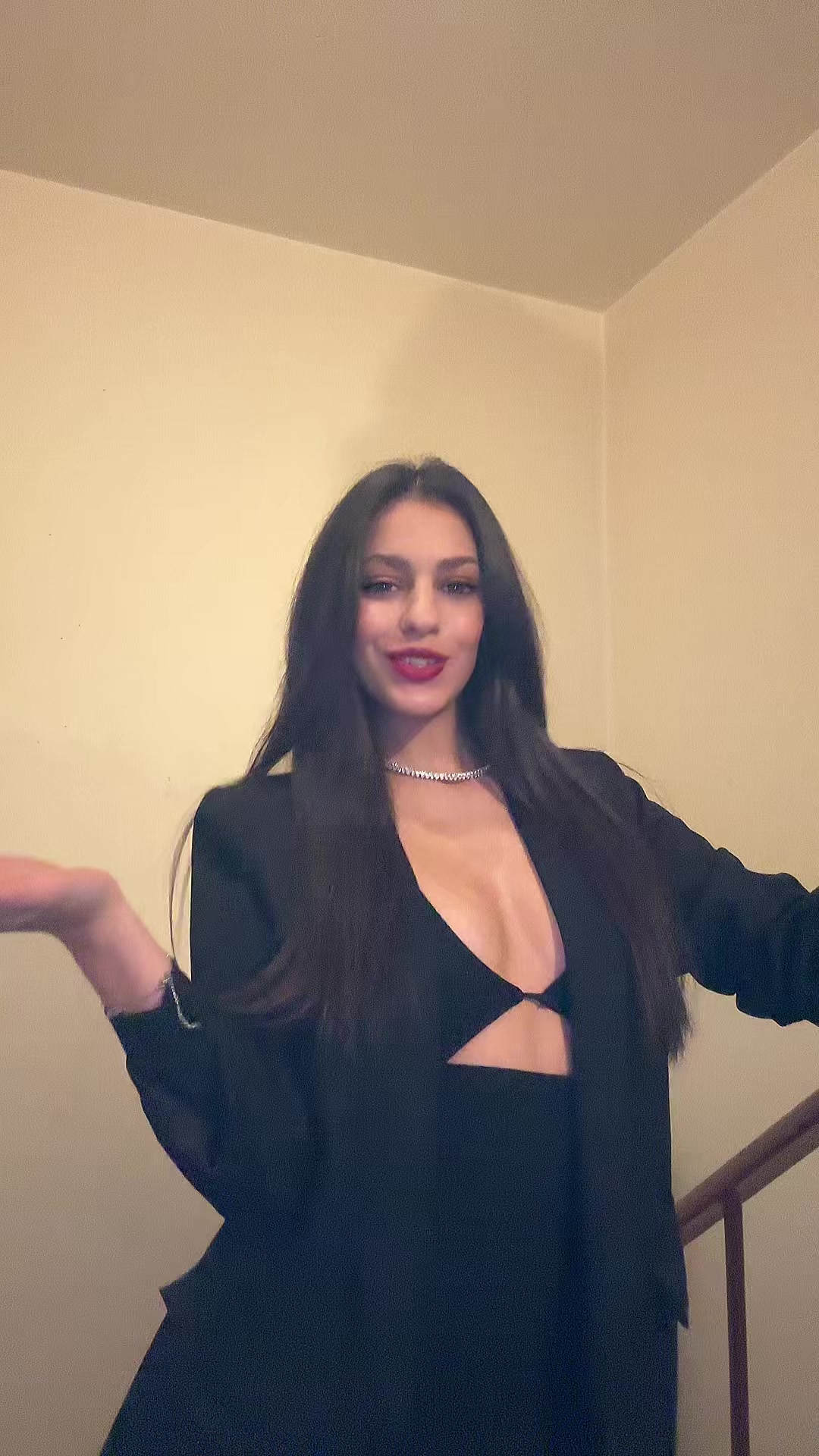 @R 👸🏽
