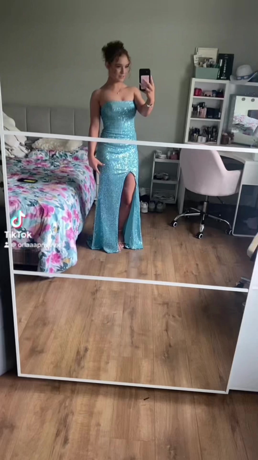 @Orlaaaxx