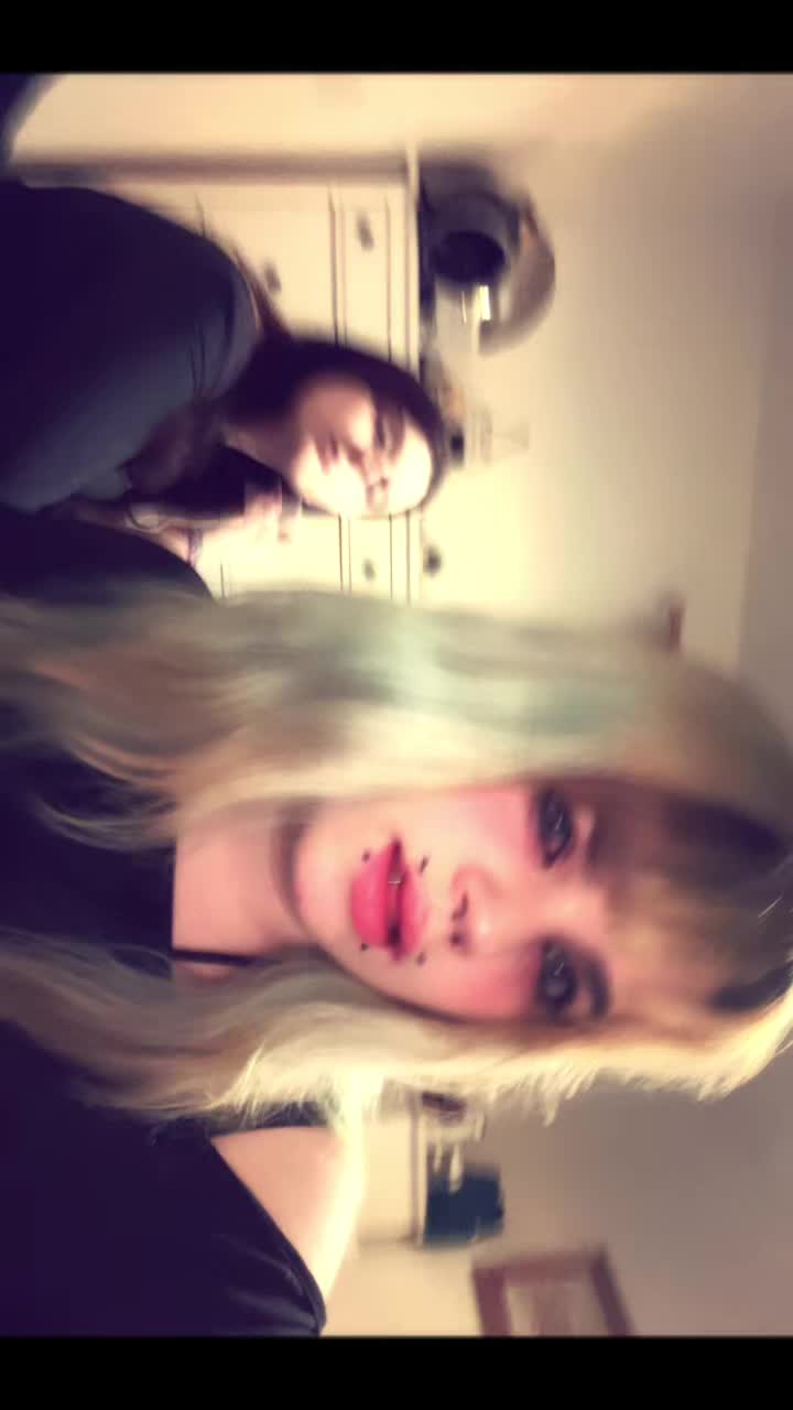 @🦷