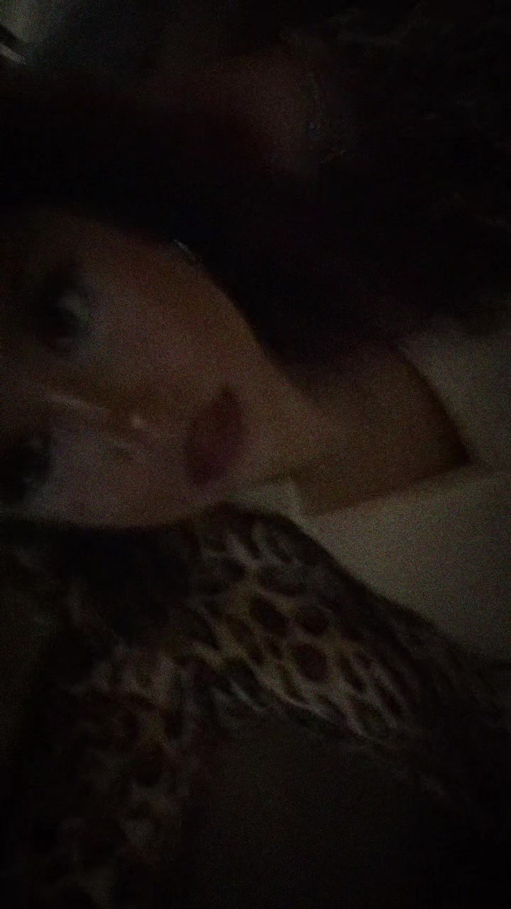 @Maalaxh