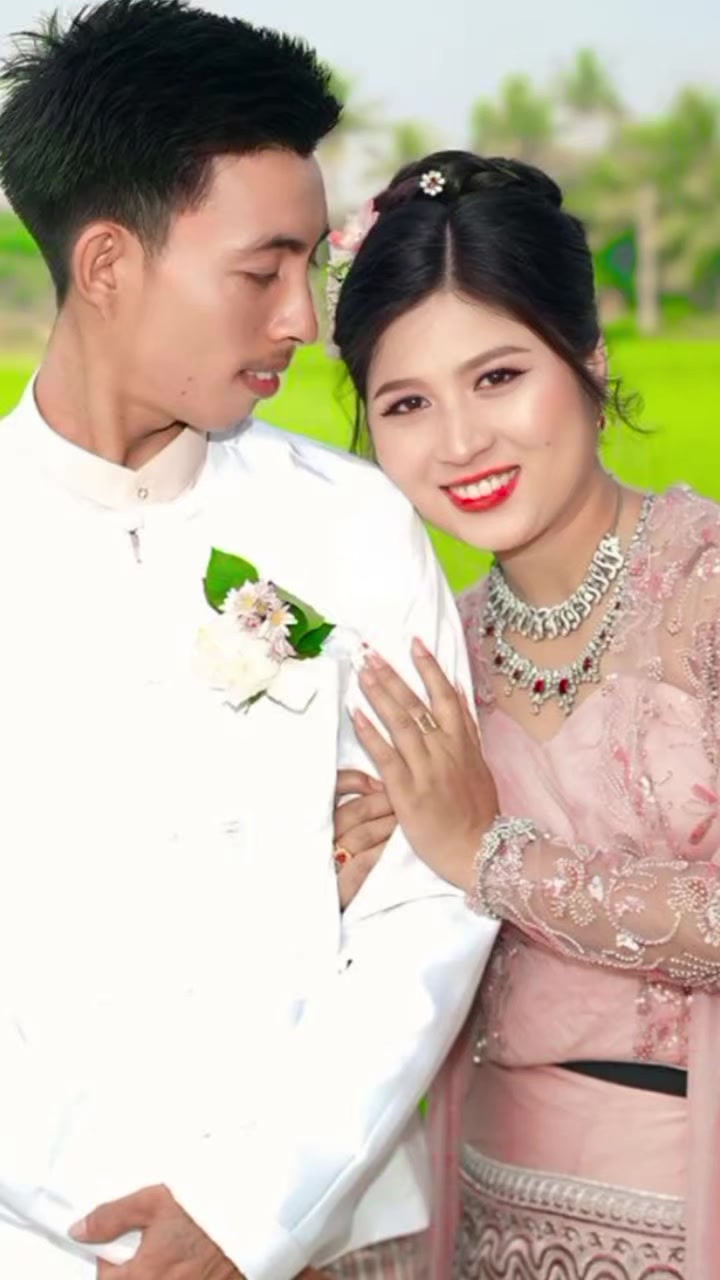 @မိတ်ကပ်ရဲရဲဖီးနစ်