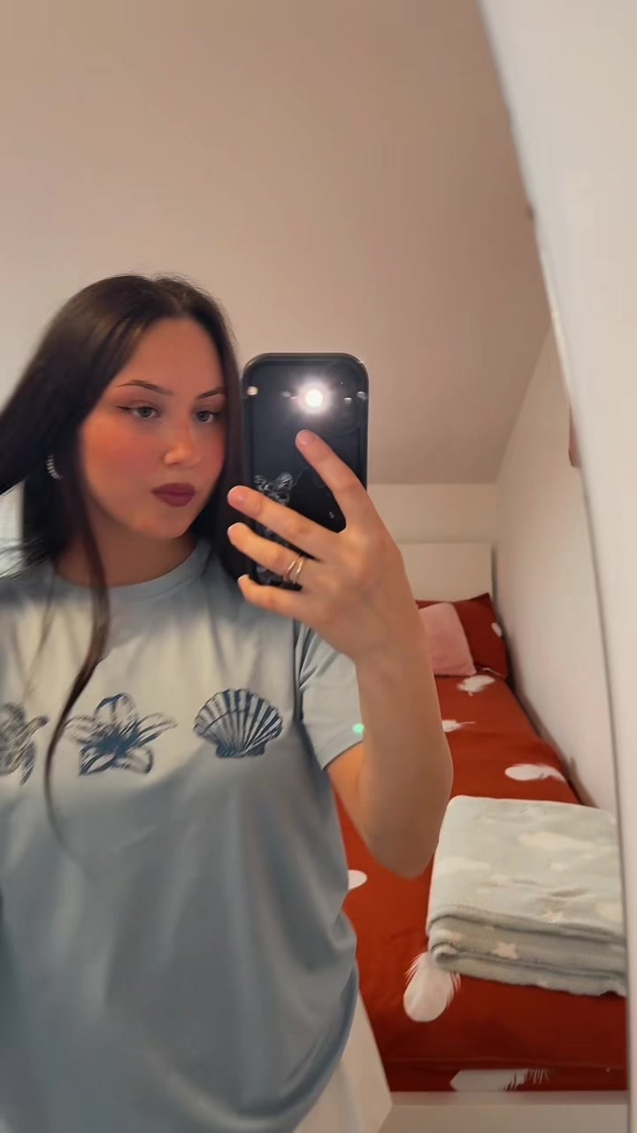 @Ana<3.CM