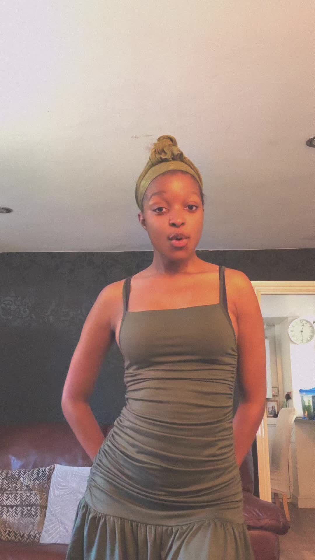 @slimthick_thee_cutie