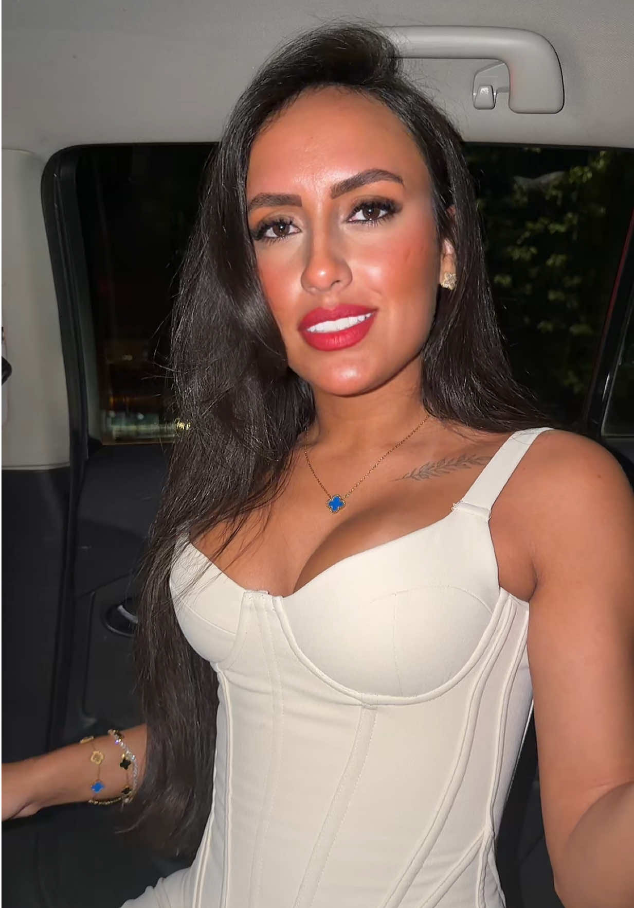 @Rayssa Santos