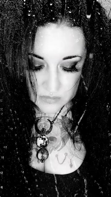 @🦇🥀𝕭𝖊𝖑𝖑𝖆𝖉𝖔𝖓𝖓𝖆🥀🦇