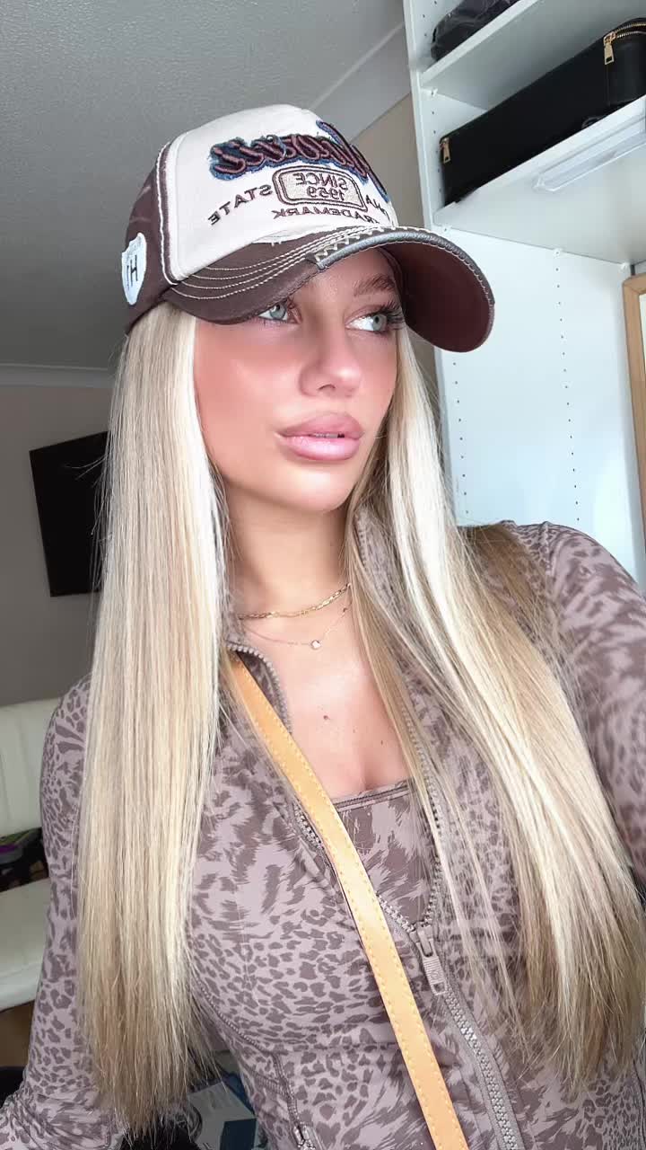 @vanesacalx
