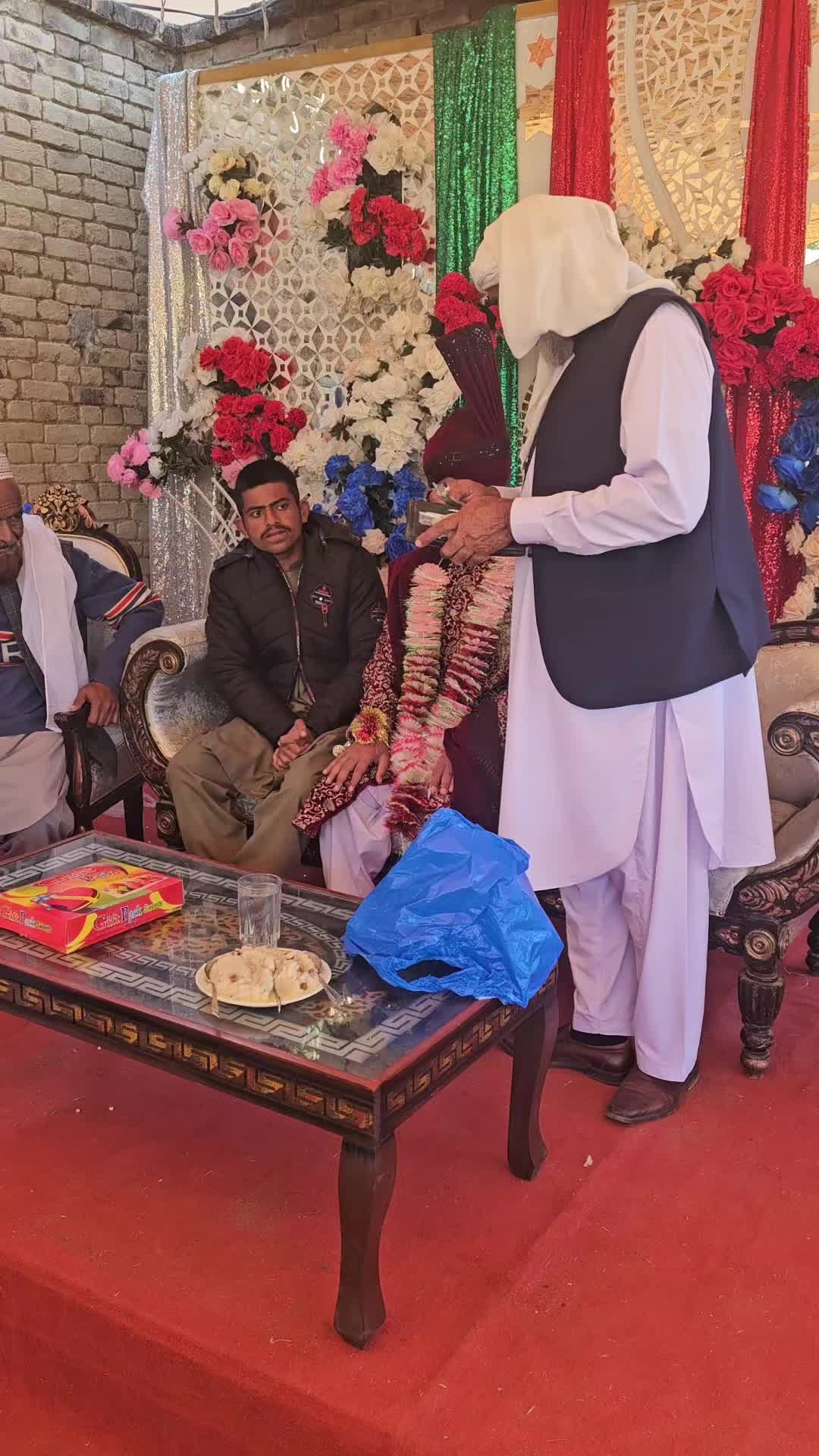 @✌️MR✌️ GULZAR✌️