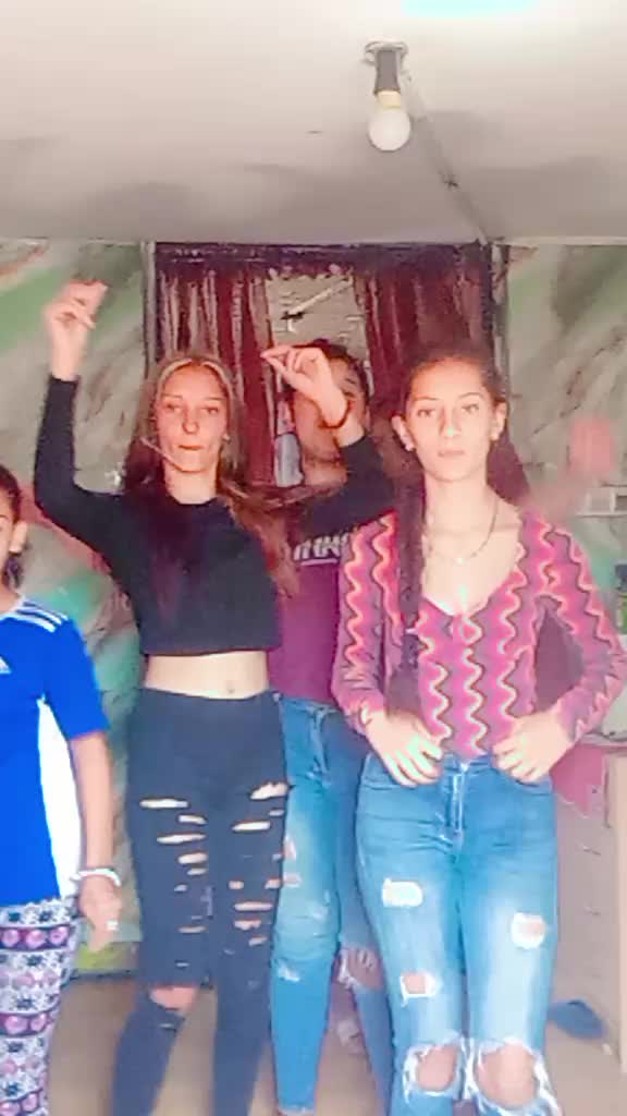 @Mūçhōvã🤳🏻 MĐ🤳🏻