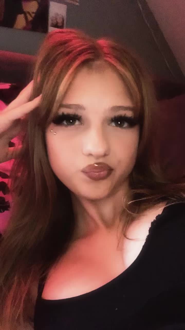 @🪷 𝐿𝑒𝑜𝑛𝑎