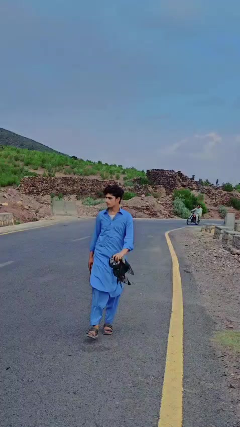@U💔J Afridi 😔🌹