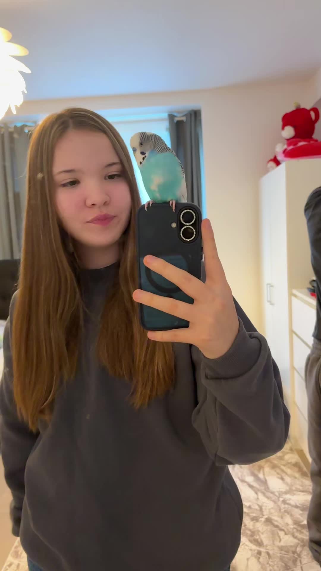 @Ronya_07