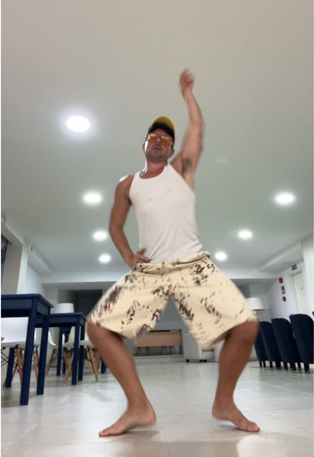 @itsvachiano