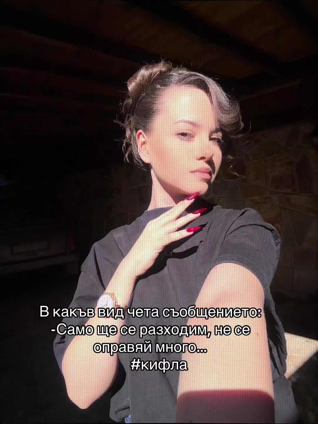 @𝐑