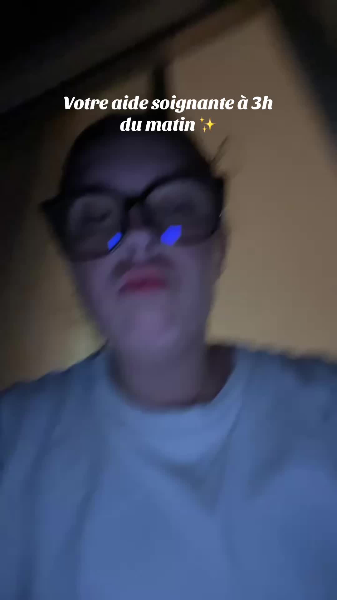 @L&eacute;a