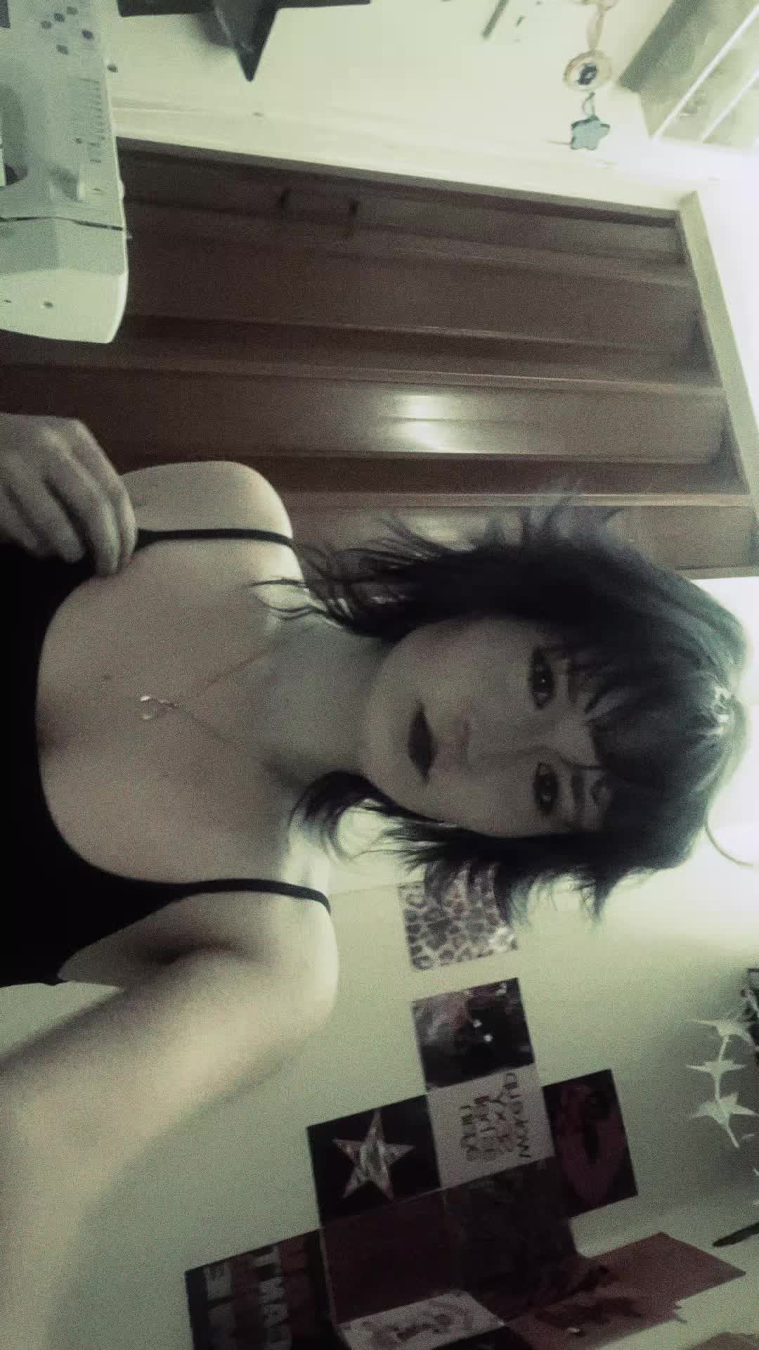 @โใ