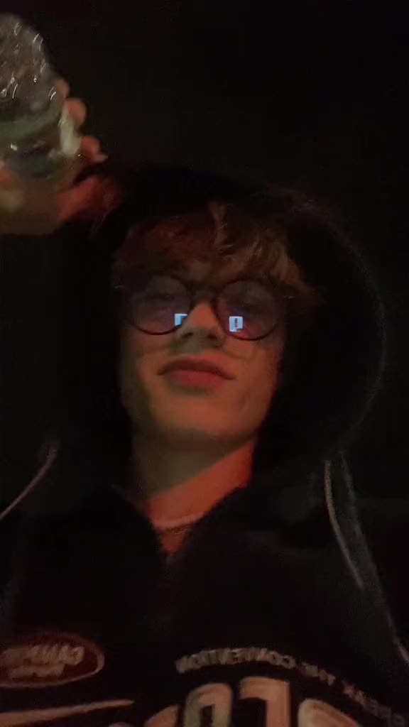 @Cody😶&zwj;🌫️