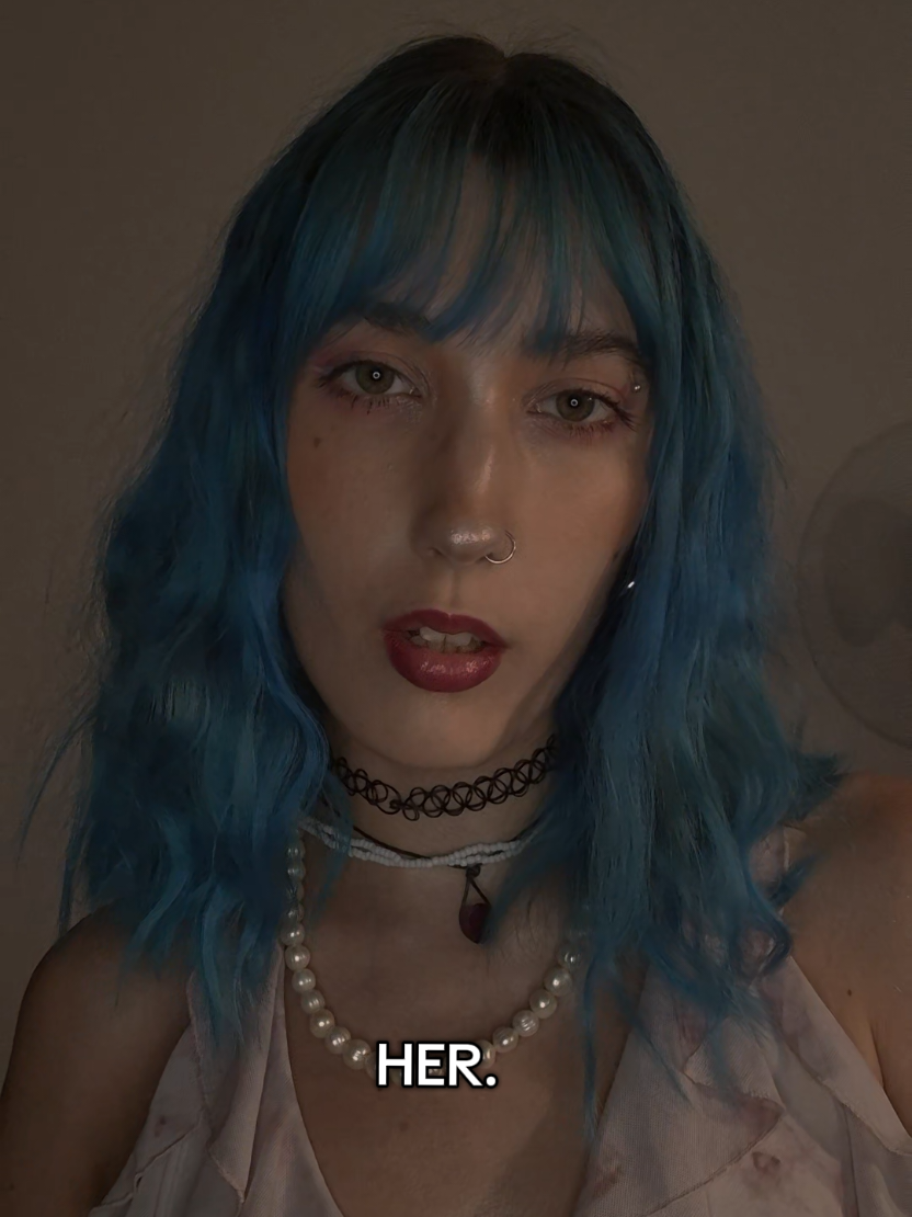 @GlamElla