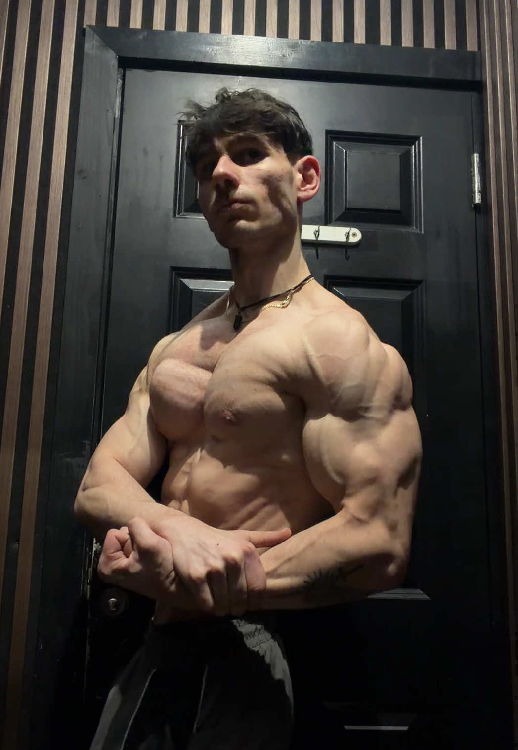 @DY